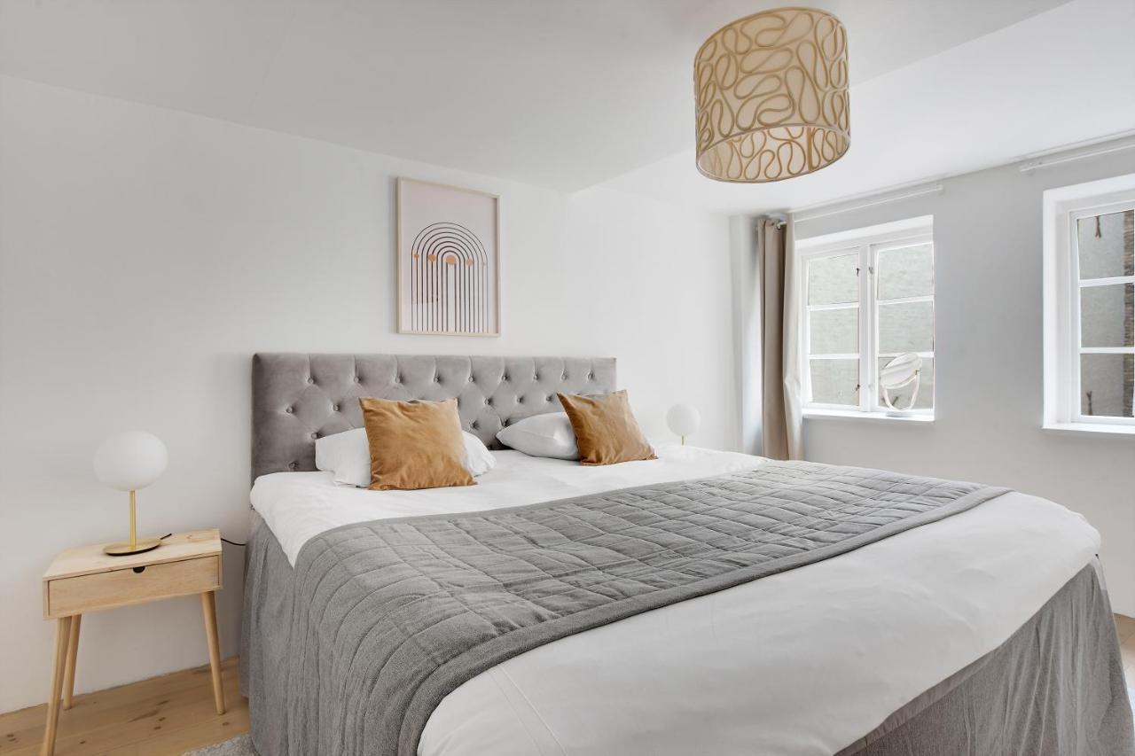 Sanders Main - Endearing Two-Bedroom Duplex Apartment With A Balcony Next To Magical Nyhavn Копенгаген Екстер'єр фото
